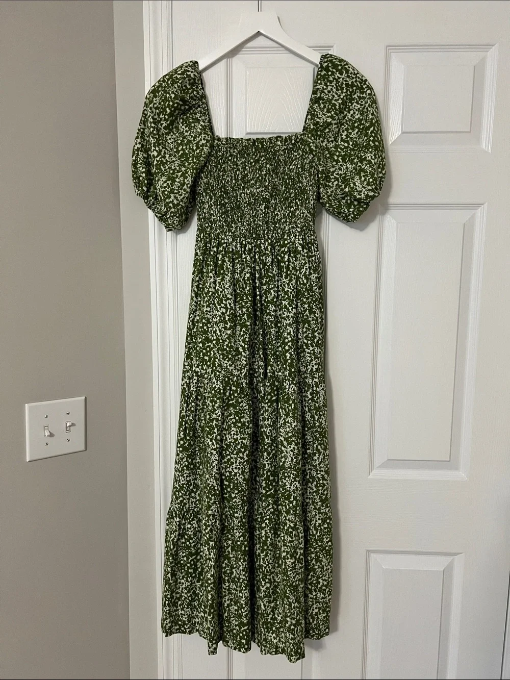 Abercrombie & Fitch Olive Green Floral Puff-Sleeve Maxi Dress